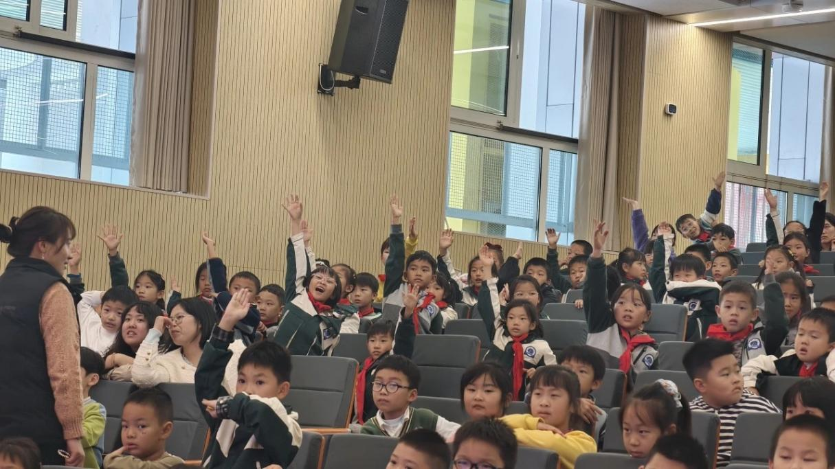 1763708142222003759.png 1763708142222003759.png